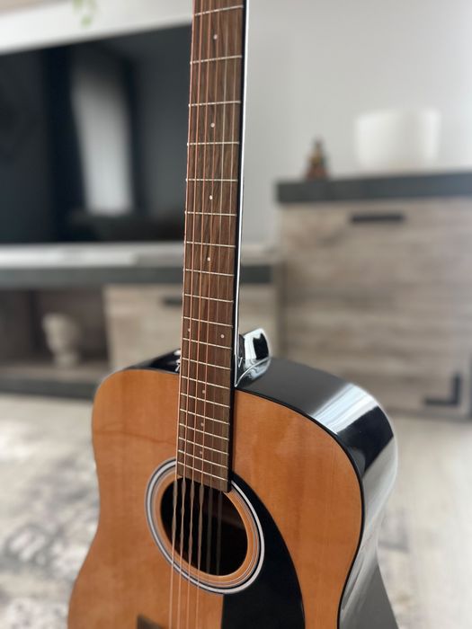 Chitara acustica Fender FA-115 nefolosita