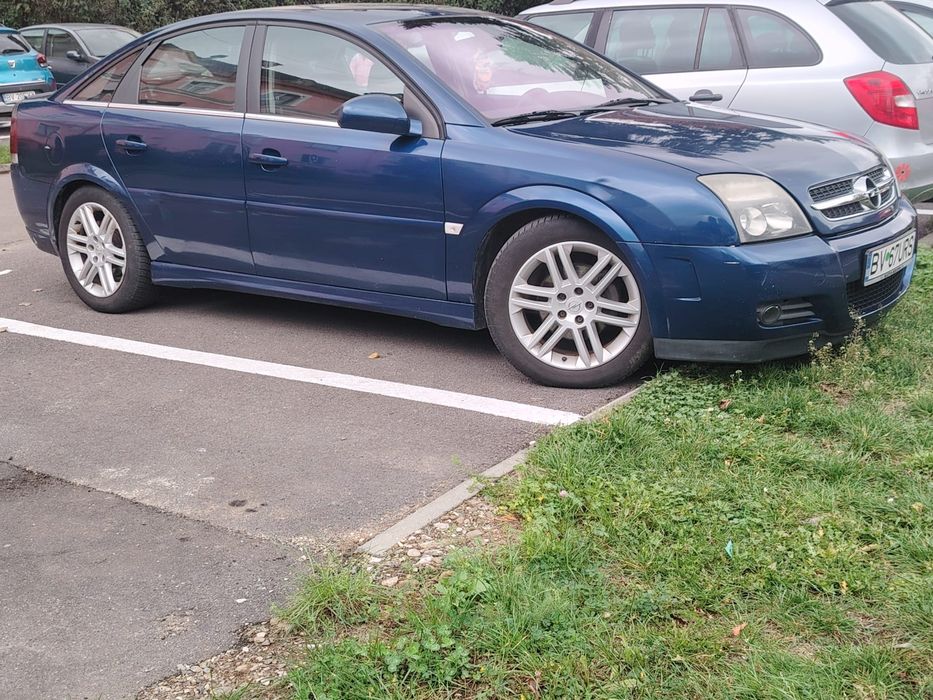 Vând Vectra c GTS 140000 reali