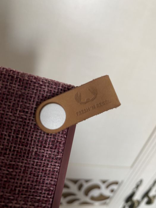 Продам карманную колонку куб