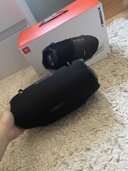 Преносима тонколона JBL Extreme 4