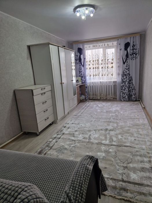Продам трехкомнатную квартиру