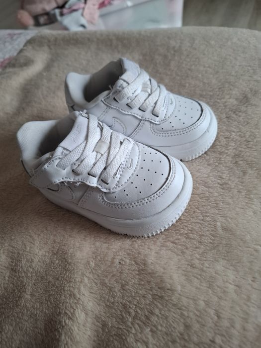 Adidasi nike  unisex nr 19