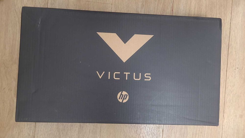 Laptop Gaming HP VICTUS cu  I5-14450HX si rtx 4050 de 6 gb ddr6 , nou