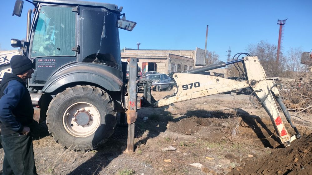 Услуги экскаватора