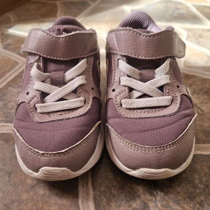 Маратонки   Nike