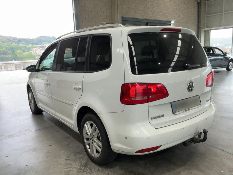 Volkswagen Touran 2.0 TDI Advance 2014