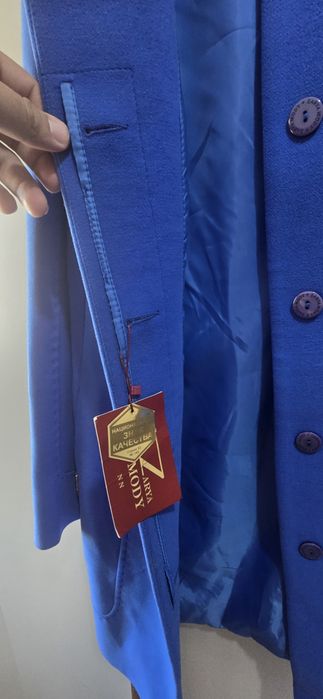 Продаётся новое пальто женское