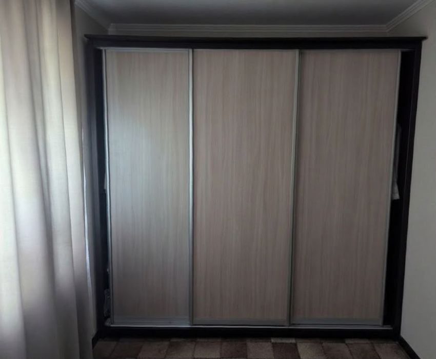 Продам шкаф встроенный