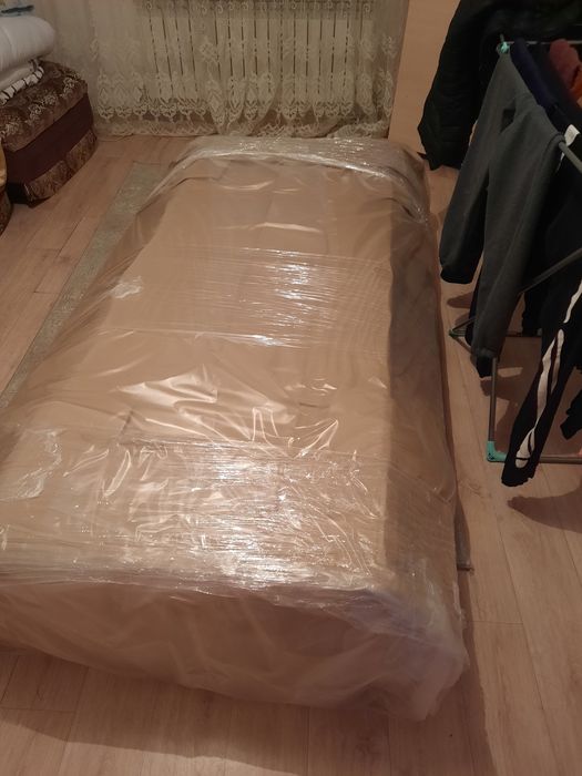 Продам новый диван 200000