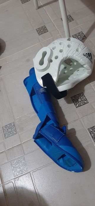 Продам шлем шингарку для каратэ