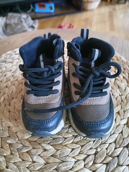 Geox бебешки обувки