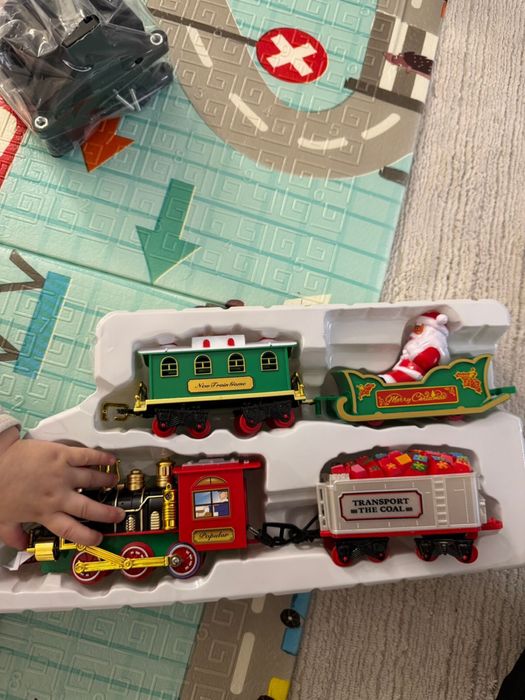 поезд на елку (под елку)