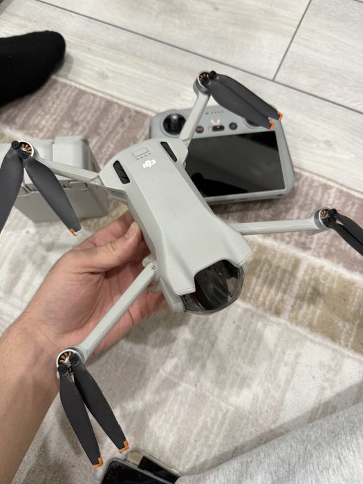 Dji mini 3 fly more (gji rc 2 )