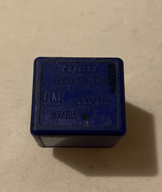 Releu 24432614 Opel Astra G