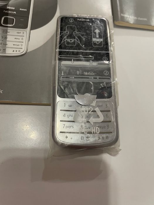 Nokia 6700 като нова