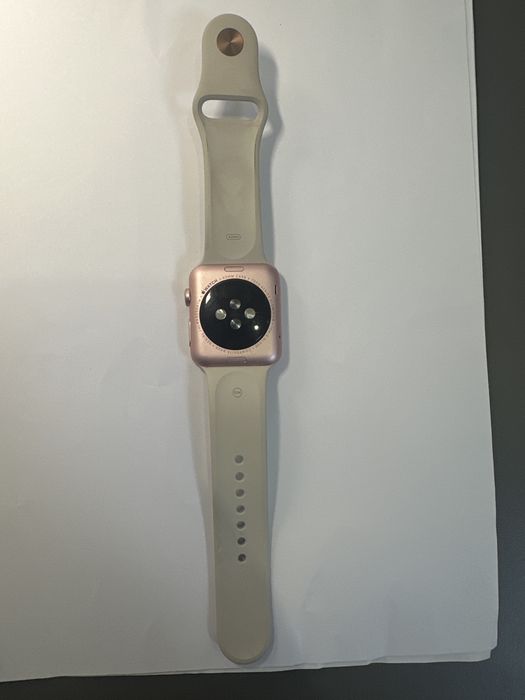 Продавам Apple Watch 42 mm – 30 €
