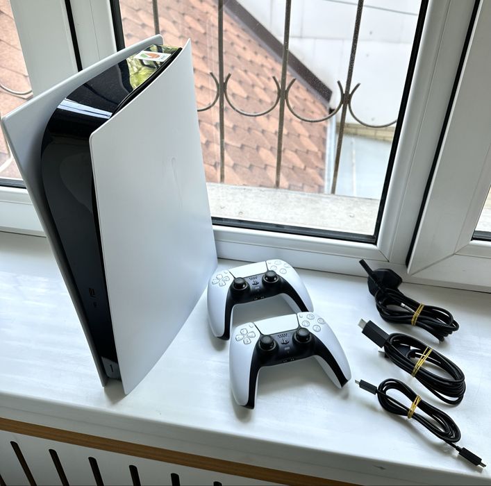 Sony PlayStation 5 Digital Edition 2 джойстик
