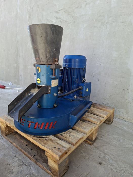 Granulator de cereale/masina de peleți