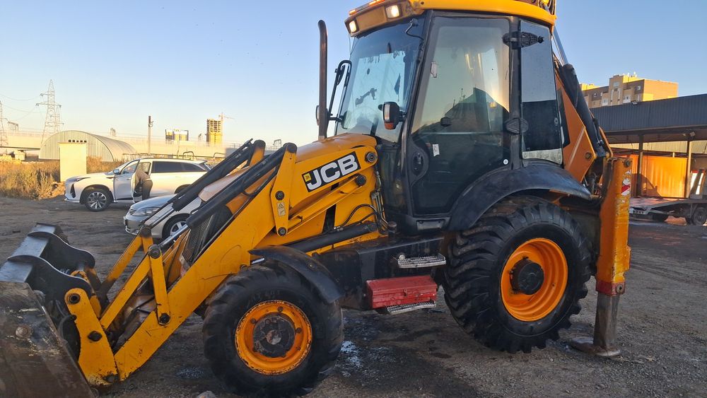 Экскаватор-погрузчик услуги быстро и недорого