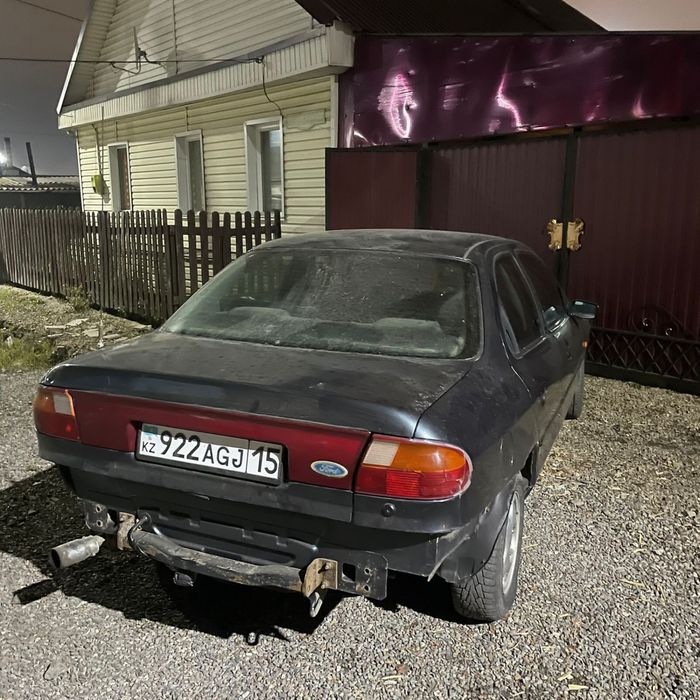 Продам машину Ford Mondeo