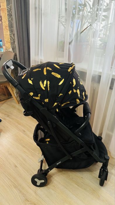 Продам коляску в хорошем состояние