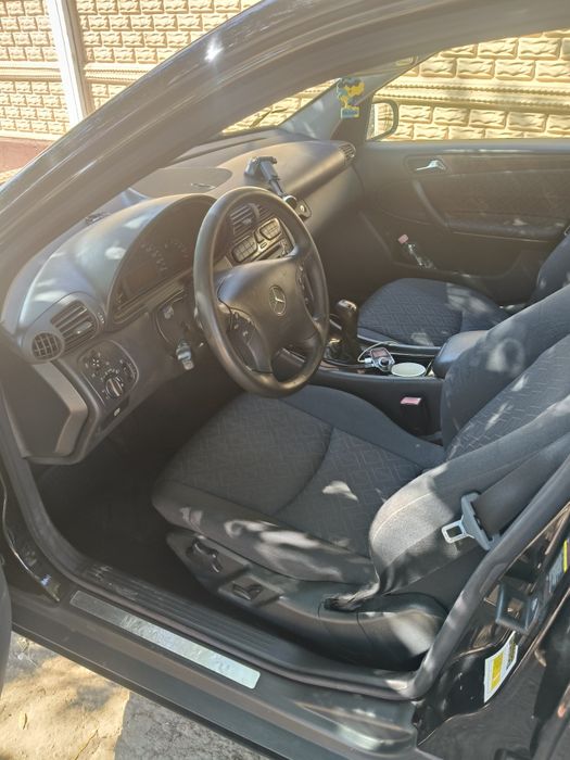 MERCEDES-BENZ CLA 2003 — imagine 4