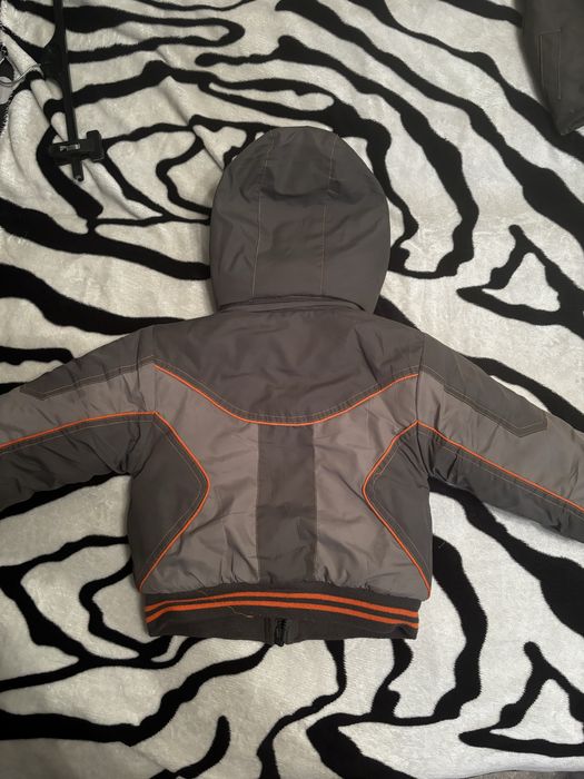 Продам зимний комбинезон на мальчика