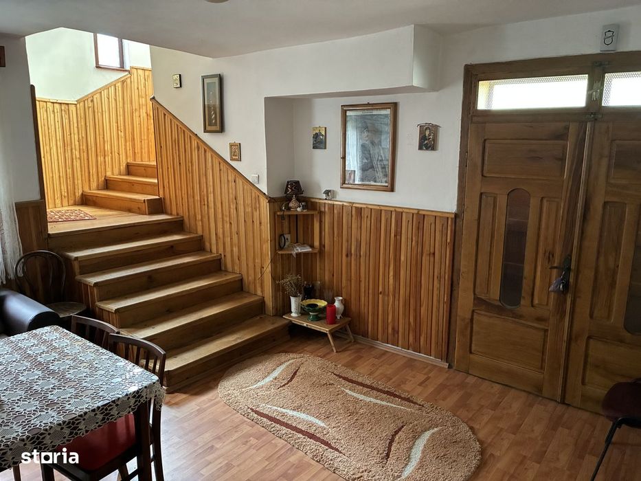 Casă D+P+1 deosebită, 244 mp, teren 1300 mp | Baia de Arieș – Apuseni