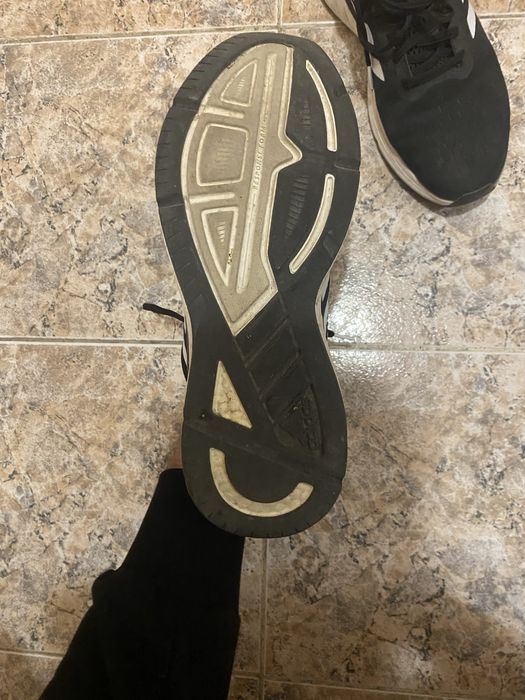 Adidas runners 43 1/3