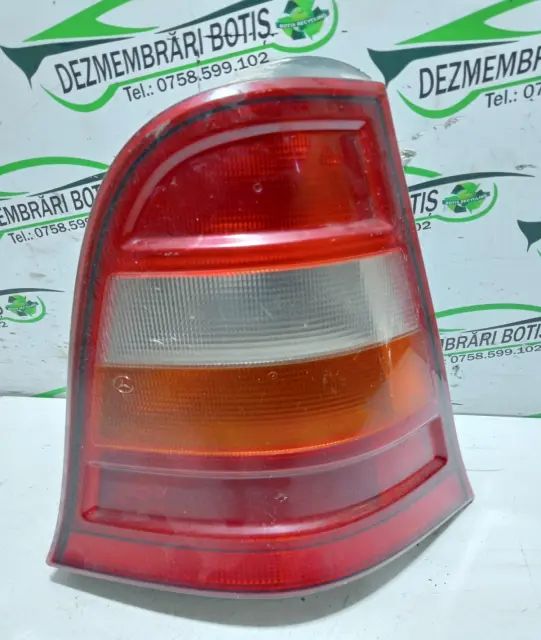 Lampa / Tripla stop dreapta pe aripa Mercedes-Benz A-Class 1999