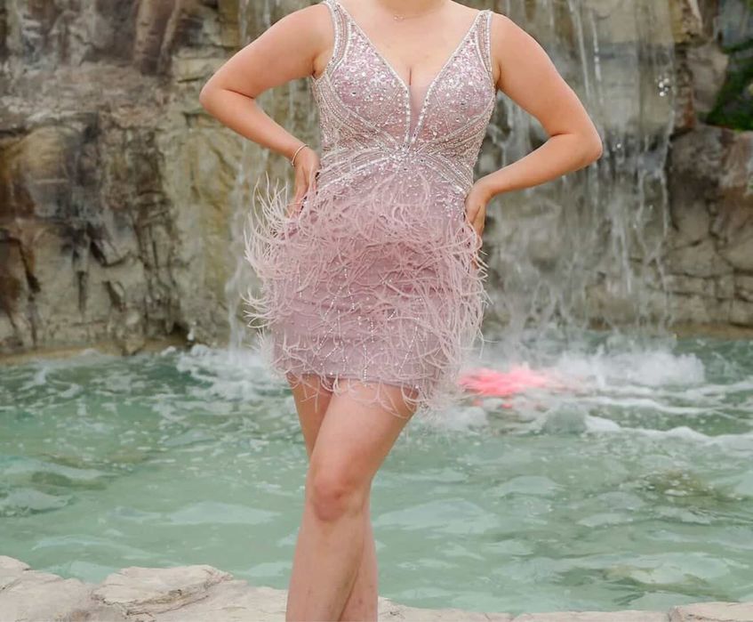 Официална рокля