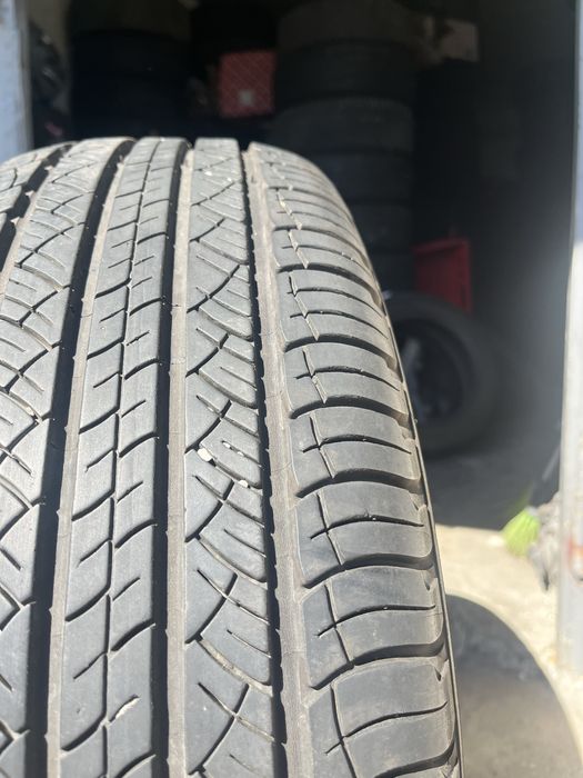4 бр. гуми за джип 215/70/16 Michelin 6-6,5 mm DOT 0914