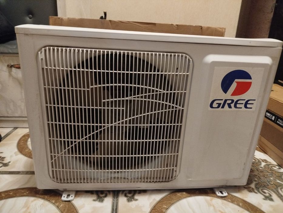 Продам рабочий кондиционер Gree 12ка Рабочий. Состояние нормальное