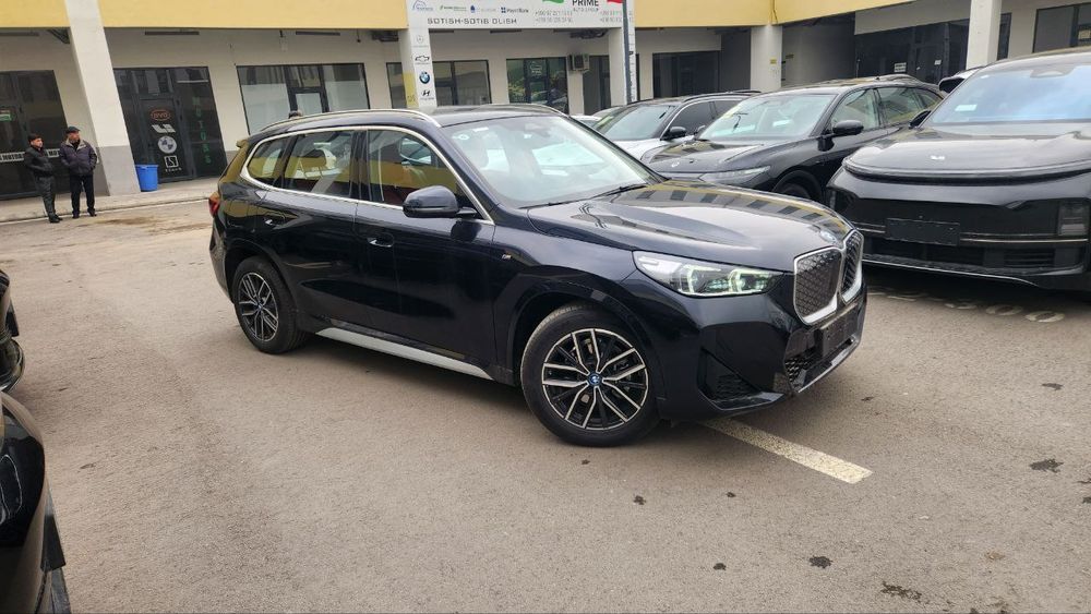 Bmw ix1 e Drive 25 L 2025 новая в наличии