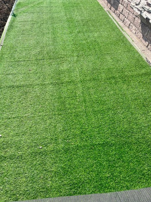 Искусственный газон (зелёный)