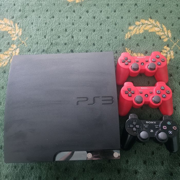 PS3 Slim 1000 GB 3 Pult 32 Oʻyin
