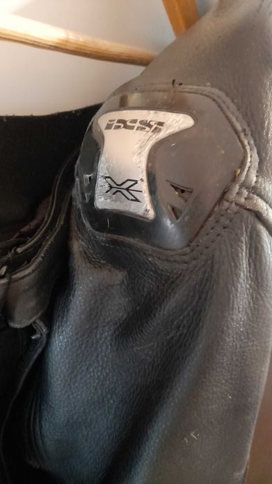 Мотоекипировка ixs 2 части или цял