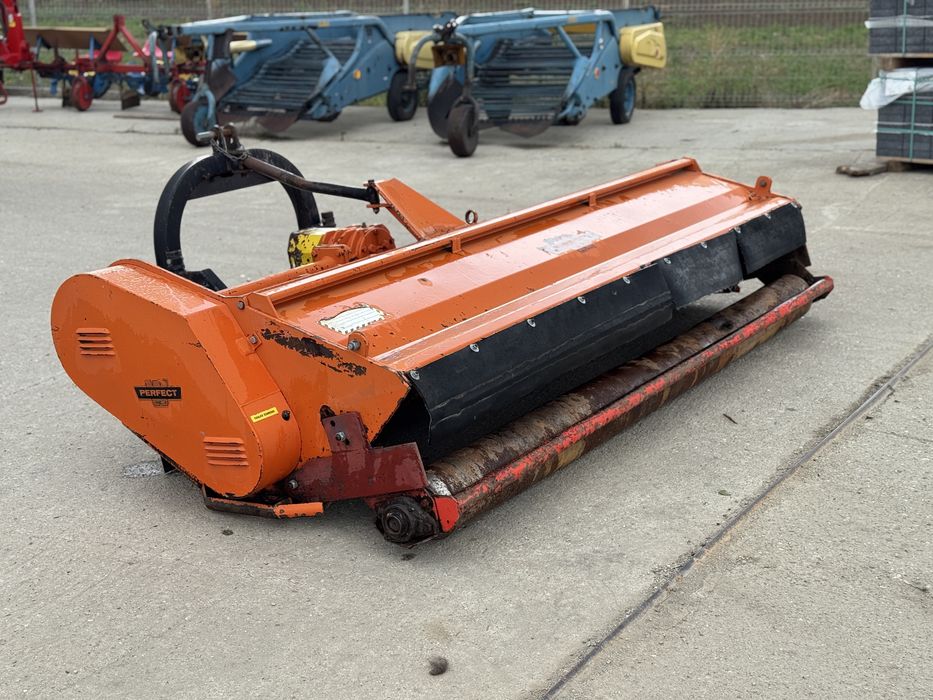 Tocatoare Resturi Vegetale/Coceni/Spini Perfect 2,70m Import Germania