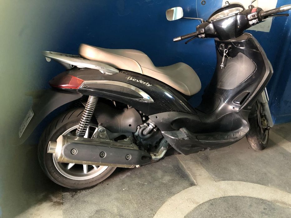 Скутер Piaggio Beverly