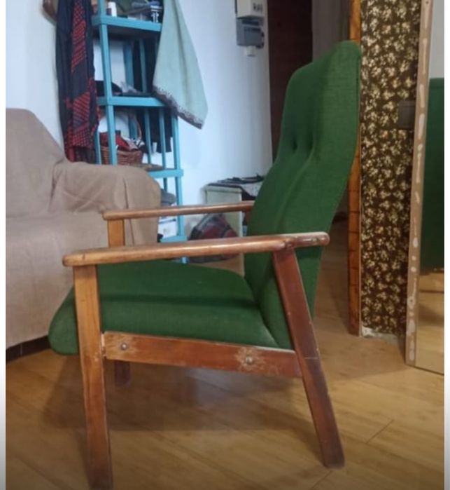 Продам винтажный стеллаж.