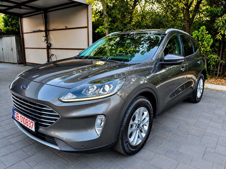 Ford Kuga Titanium 2.5 Duratec Hybrid 190 CP Automata - TVA Deductibil + Carte RAR