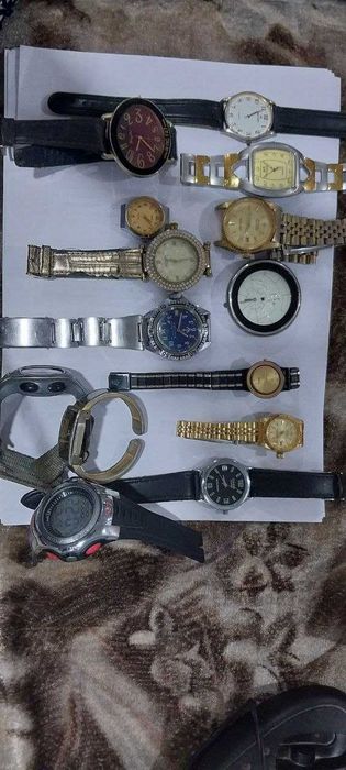 Продам часы женские и мужские б/у