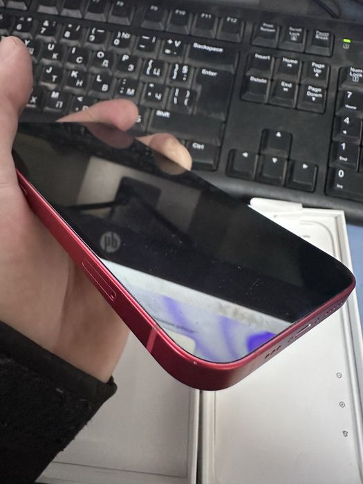 Iphone 13 red 100% батерия 128gb