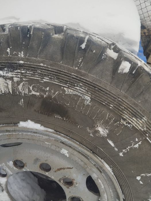 Шины 12.00R20 с дисками