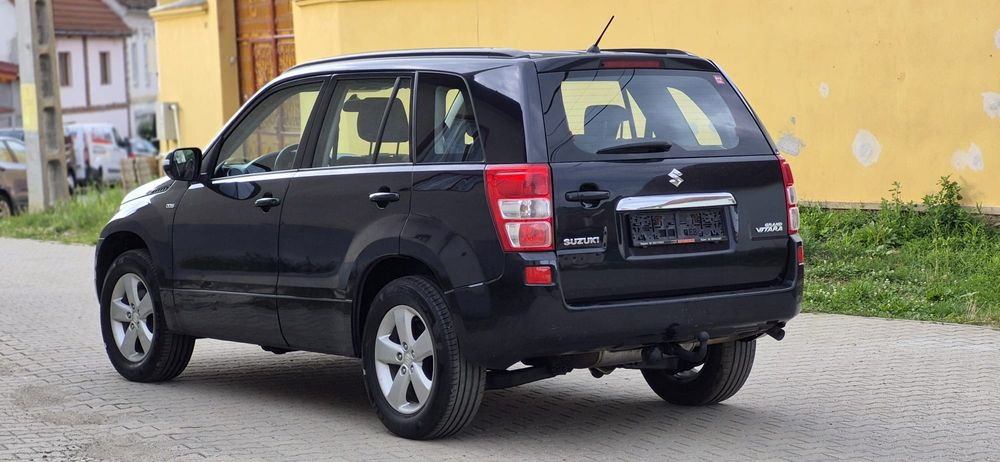SUZUKI Grand Vitara 2011 — imagine 3