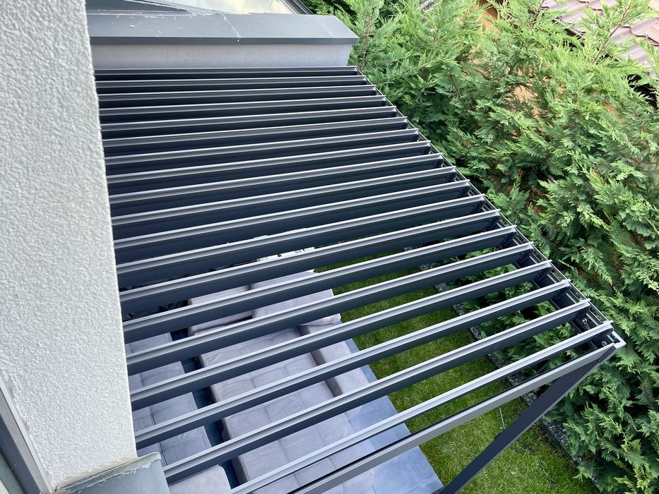 Vand  pergola  bioclimatica
