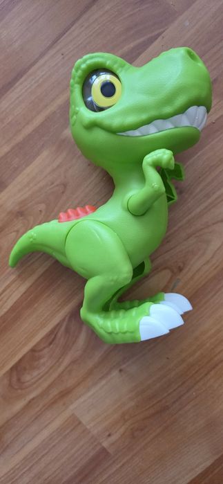 Lot jucării pe baza de baterii