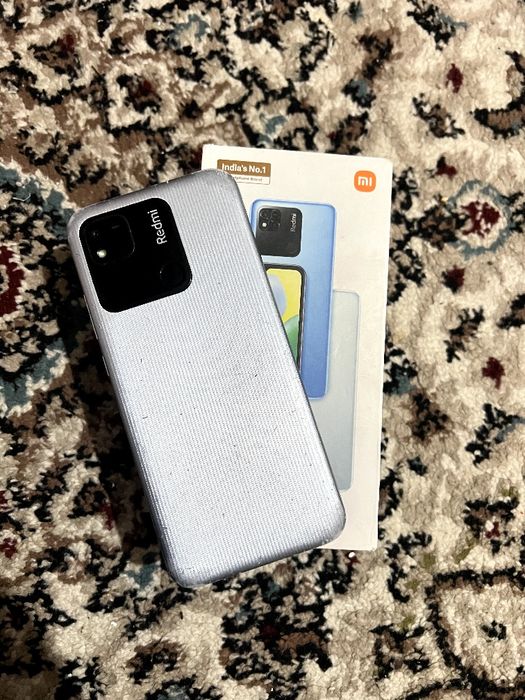 Redmi 10A holati yaxshi srochna sotiladi