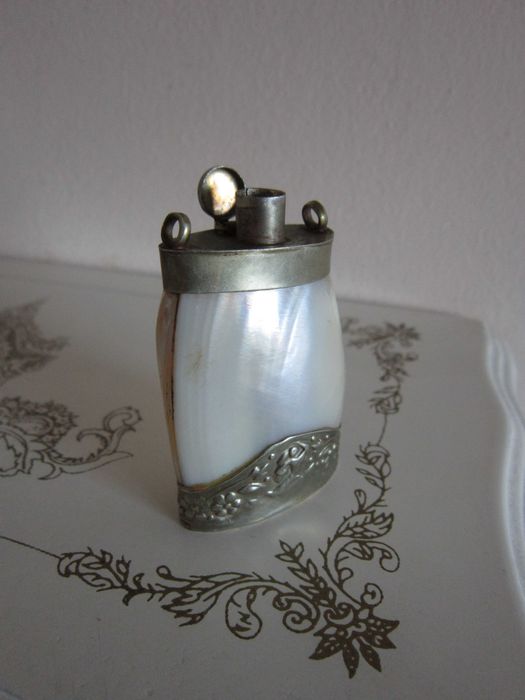 cadou rar Antic Victorian Mother of pearl Sticlă parfum handmade 1920