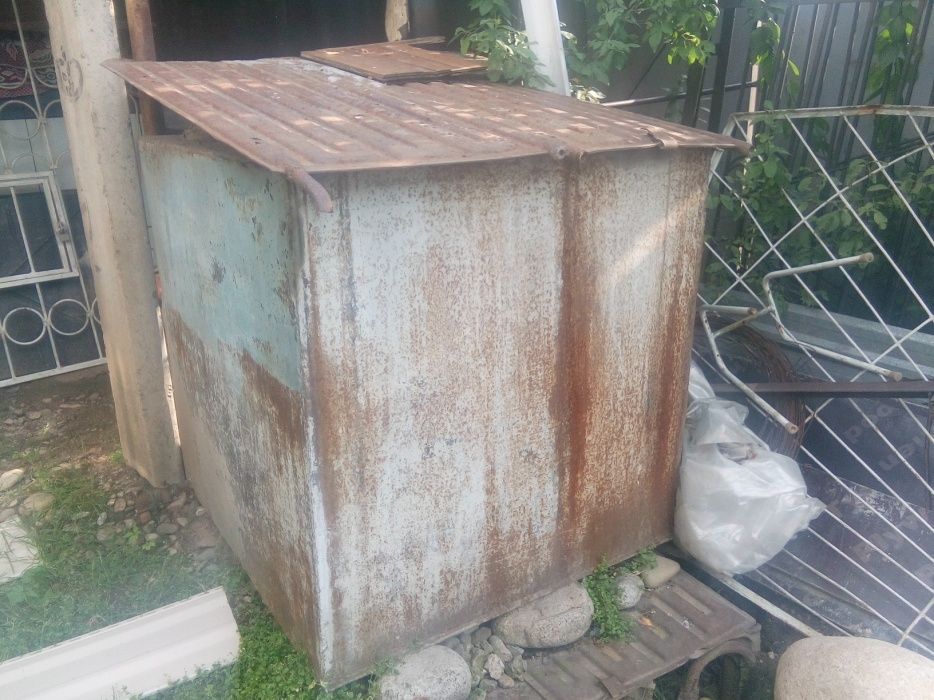 Бак для нефтепродуктов